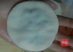 Illustration of how to make dumpling skin pancakes 5