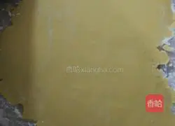 Illustration of how to make shredded coconut jam shortbread 4