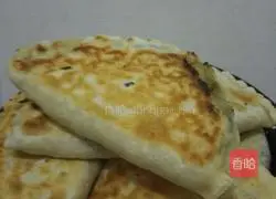 Leek and Egg Pie Recipe Illustration 12