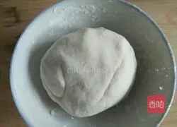 Illustration of how to make scallion braised pork thousand-layer cake 1