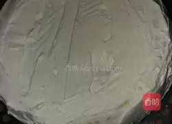 Illustration of how to make fruit cream cake 6