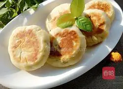 Illustration of how to make fermented bean paste cake 16