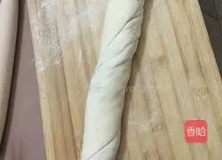 Illustration of how to make leek and meat pancakes 8