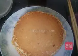 Illustration of how to make egg waffles 5