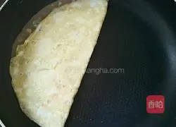 Illustration of how to make breakfast omelette 7