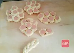 Illustration of how to make ham cake 13