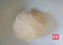 Illustration of how to make egg yolk cake 2