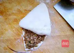 Illustration of how to make layers of fragrant mutton patties 14