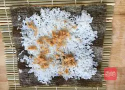 Illustration of how to make ham sushi 3