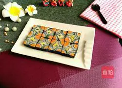 Illustration of how to make square pattern sushi 12