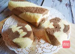 Illustration of how to make two-color cocoa cake roll 19