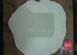 Illustration of how to make salted fish rolled in flatbread 8