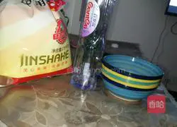 Illustration of how to make homemade pancakes 1