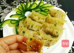 Electric baking pan Illustration of how to make fried dumplings 11