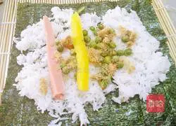 Illustration of how to make sushi 3