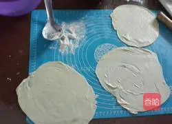 Illustration of how to make hand cakes 5