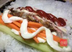 Illustration of how to make simple sushi at home 7