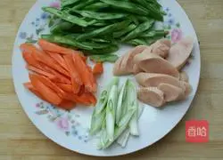 Illustration of how to make vegetarian fried noodles 1