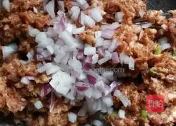 Pork pie recipe illustration 3