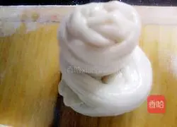 Illustration of how to make silk-wrapped hand-torn cakes 19