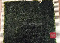 Illustration of how to make fancy sushi 5