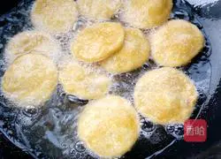 Illustration of how to make sweet pumpkin cake 8