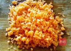 Illustration of how to make pan-fried carrot and tofu patties 2