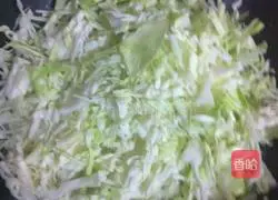 Illustration of how to make cabbage fried pancakes 4