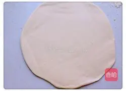 Illustration of how to make pork-filled scallion pancakes 5