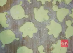 Illustration of how to make sweet potato cartoon cake 5