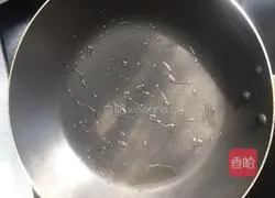 Illustration of how to make vegetable cod cakes 10