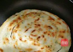 Illustration of how to make confinement hand cakes 9