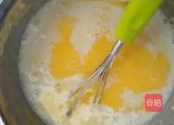 Illustration of how to make homemade egg pancakes 4
