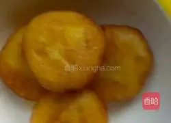 Illustration of how to make sweet potato cake 4