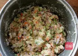 Illustration of how to make pastoral potato pancakes 4