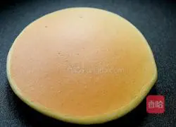 Illustration of how to make strawberry waffles 11