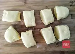 Illustration of how to make corn white flour cakes 7