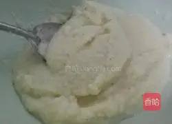 Illustration of how to make bean dregs cake 4