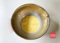 Illustration of how to make Christmas tree muffin cake 3