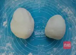 Illustration of how to make scallion pancakes 4