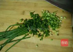 Illustration of how to make Korean egg and green onion pancake 2