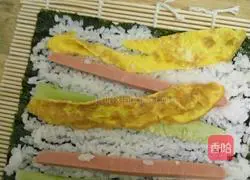 Illustration of how to make sushi 7