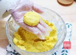 Illustration of how to bake pumpkin pie 8