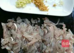 Illustration of making fish cakes 2