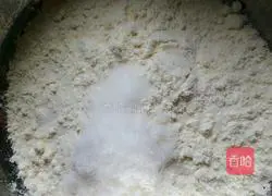 Illustration of making oven version of sesame cakes 2