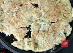 Illustration of how to make rice and egg pancakes 4