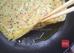 Illustration of how to make black sesame pastoral egg pancake 8