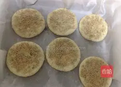 Illustration of how to make scallion pancakes 16