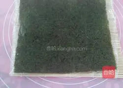 Illustration of how to make shrimp sushi 4