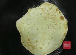 Illustration of how to make chicken leg burritos 5